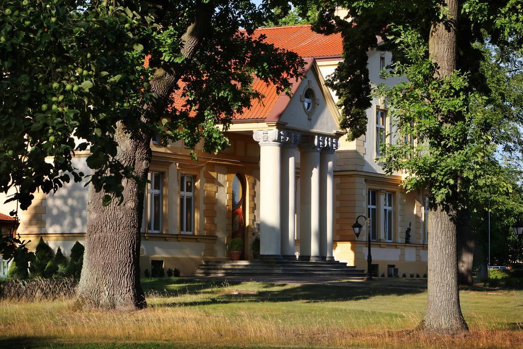Palac Piorunow & Spa Kwiatkowice Exterior foto
